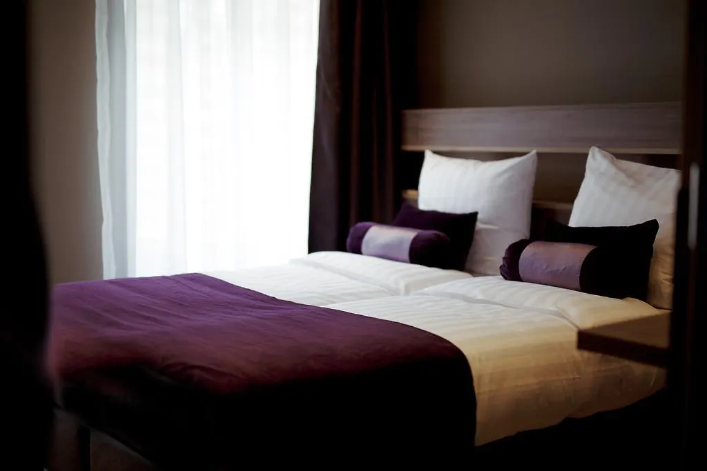 Dream Hotel Amsterdam 3*,