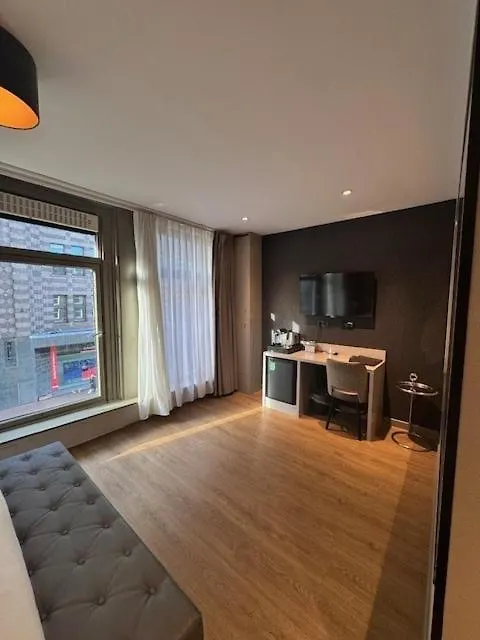 Dream Hotel Amsterdam 3*,